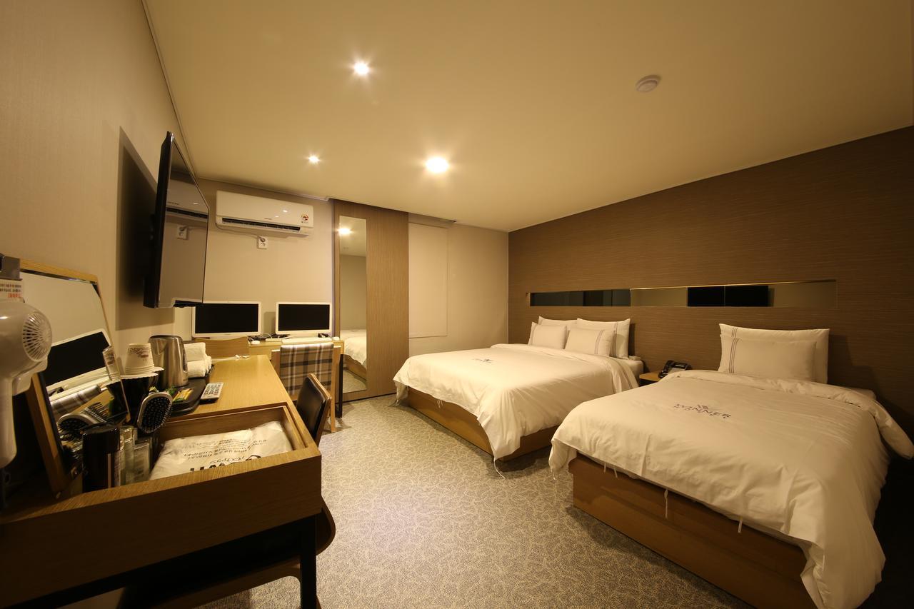 Winner Hotel Jeonju Buitenkant foto