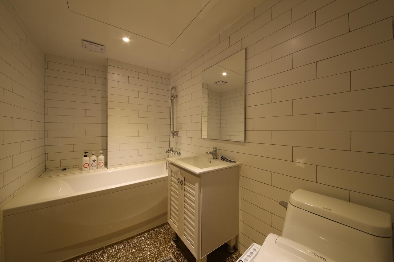 Winner Hotel Jeonju Buitenkant foto