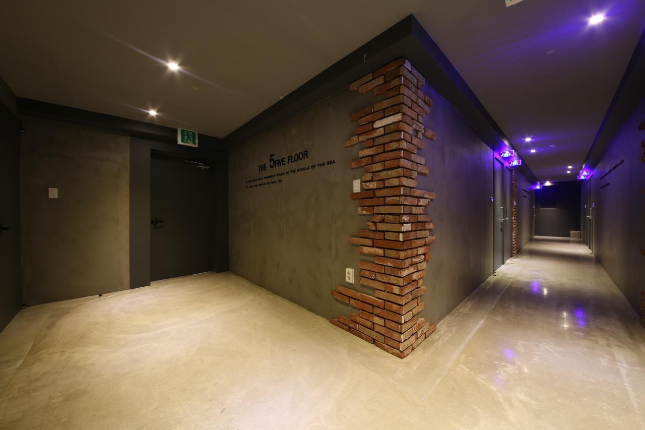 Winner Hotel Jeonju Buitenkant foto